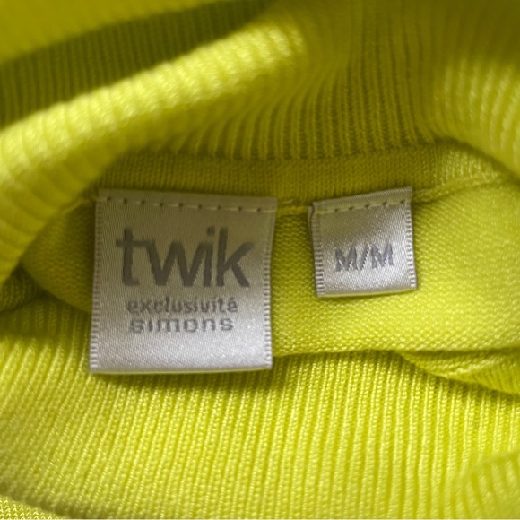 Simons Twik Neon Yellow Green Long Sleeve Turtleneck Medium / Large - Picture 4 of 4